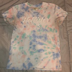 HOLLISTER TYE DYE TEE!!